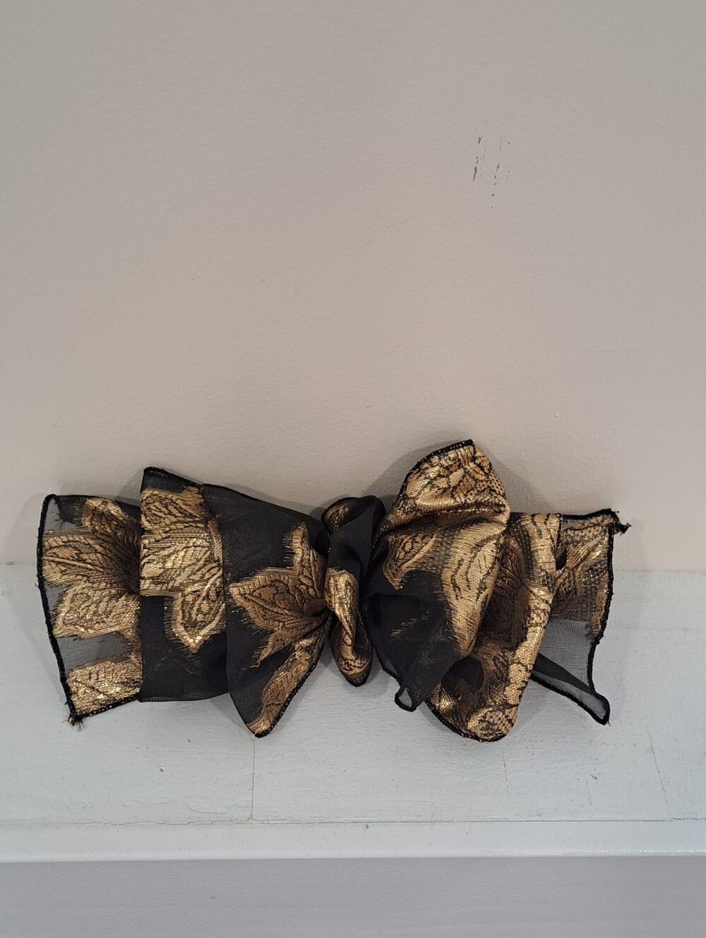 Vtg. 80s Black and Gold Oversized Clip In Hairbow Nostalgic Magical Holiday Glam